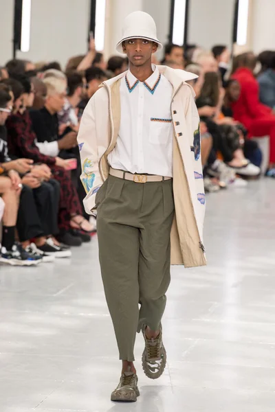 Look 20